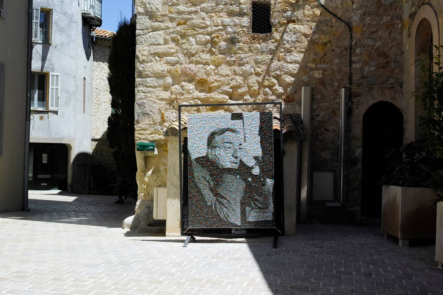 Mougins, Art