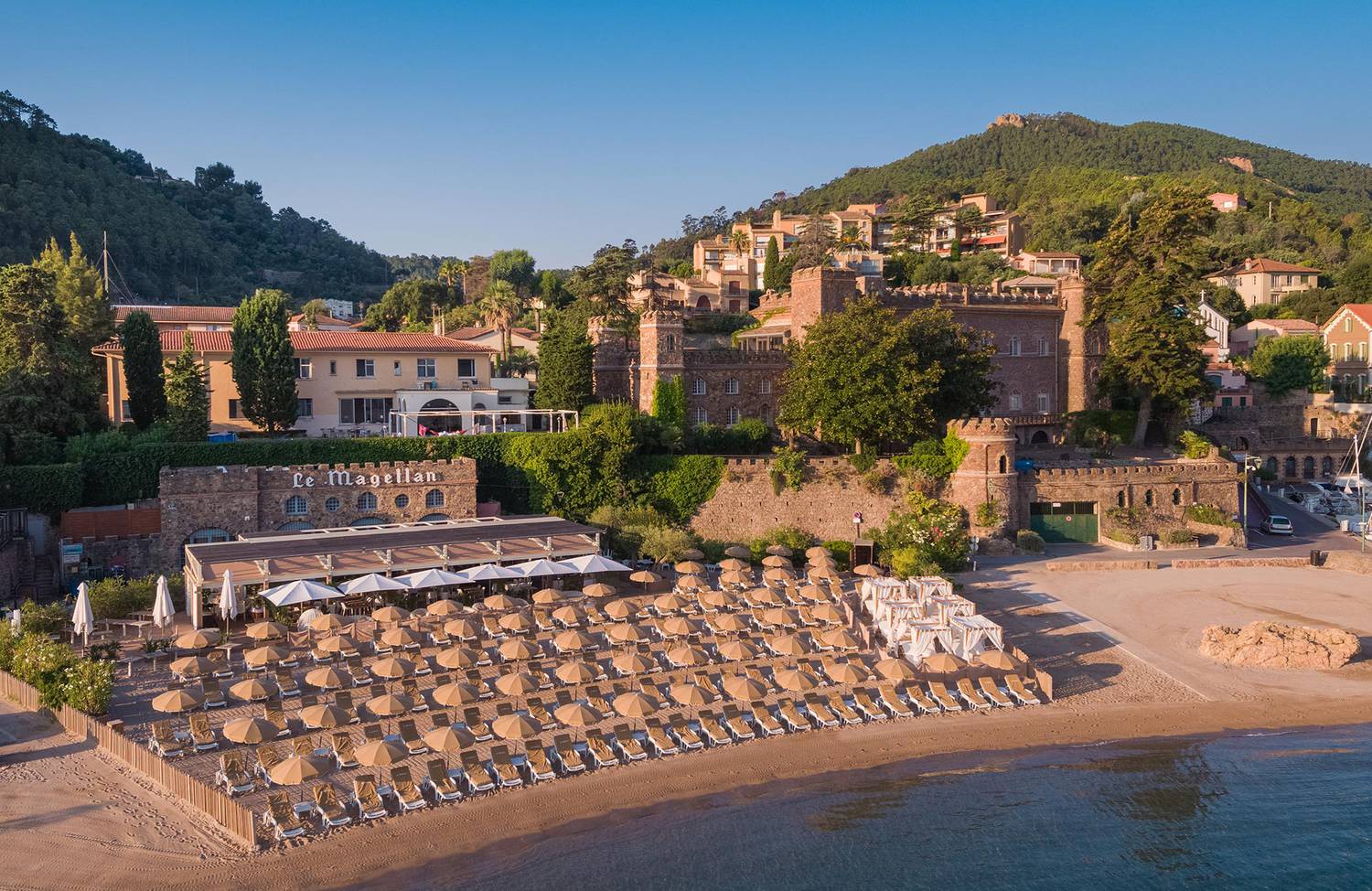 Le littoral des Alpes-Maritimes sous cloche