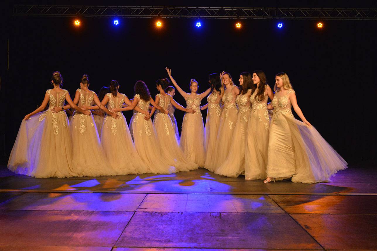 Miss Pays de Grasse 2023 ; Capucine Mathon ; Cheryhane El Moaddem ; Caussols ; Mélanie Franse ; Mouans Sartoux ; Claire Pion ; Cabris ; Laëtitia Murat ; Vence ; Céline Kretz.