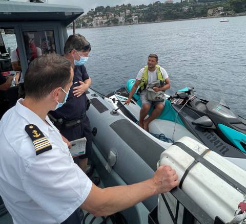 Contrôles en mer : soyez en règle !