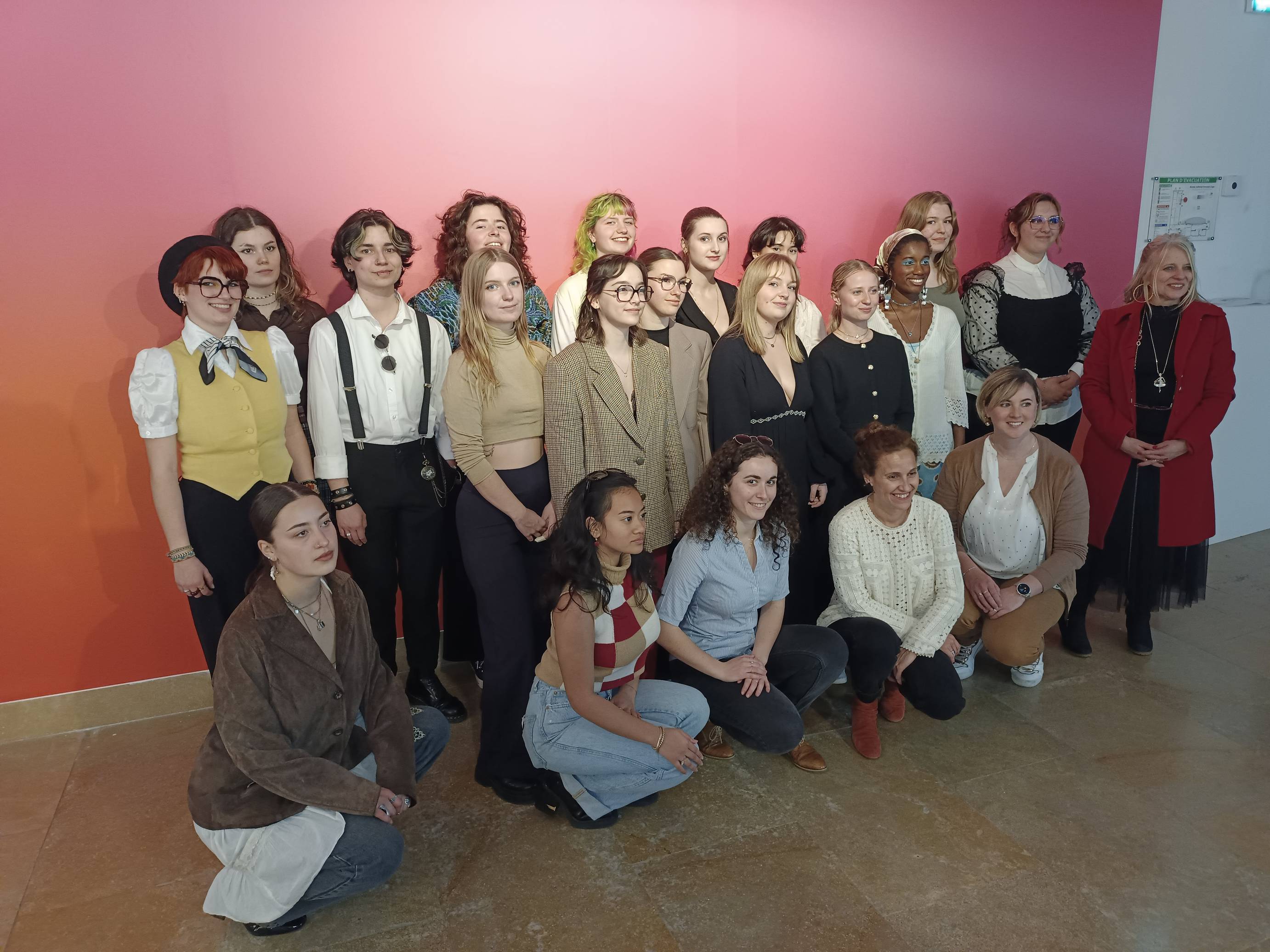 Léger Défilé ! Les étudiants du lycée Les coteaux de Cannes envoient du lourd !