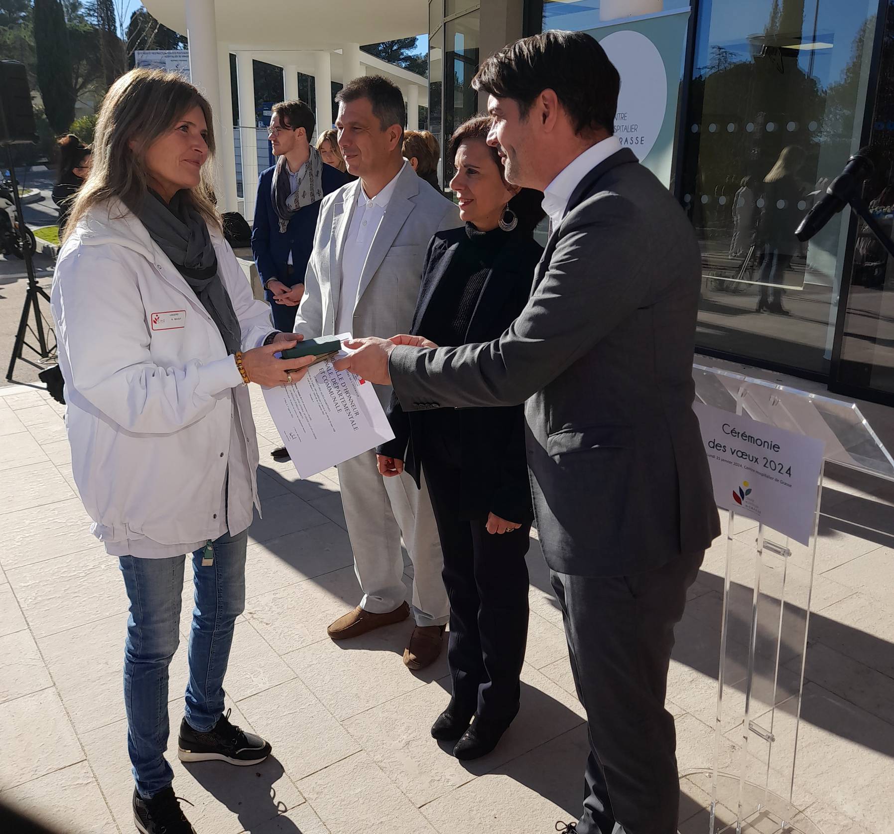 L’Hôpital de Grasse met à l’honneur ses employés Qui ont jusqu’à 35 ans d’ancienneté !