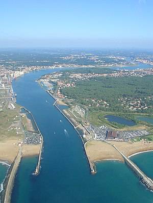 L’Adour ; premier département français; roi Louis-Philippe; Bayonne;