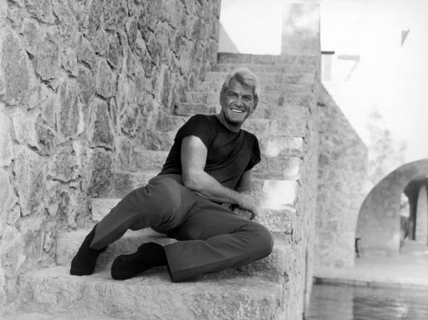 Jean Marais ; Acteur ; Sculpteur ; Cabris ; Biographie.