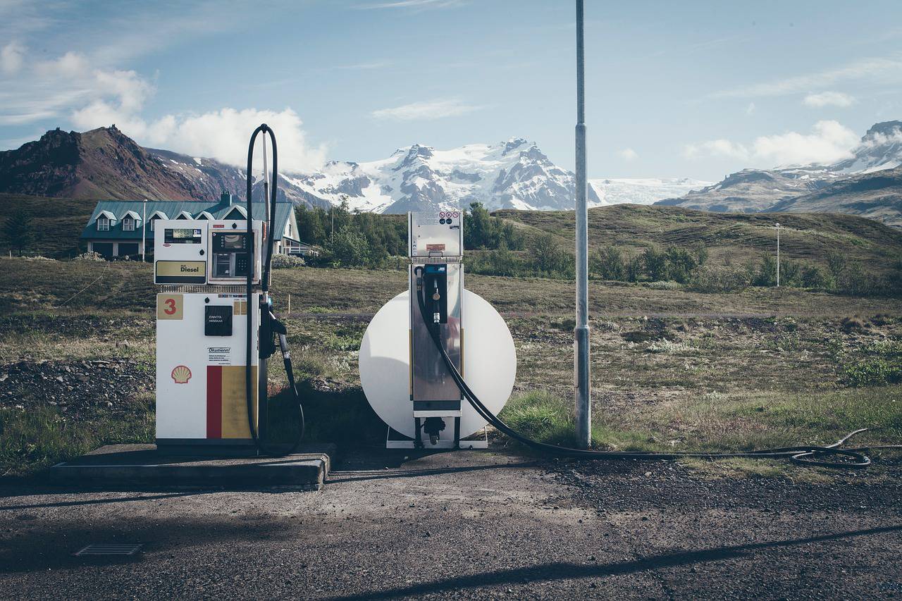 Carburants ; remise ; Taxes ; pouvoir d'achat ; Pompe à essence ; inflation ;