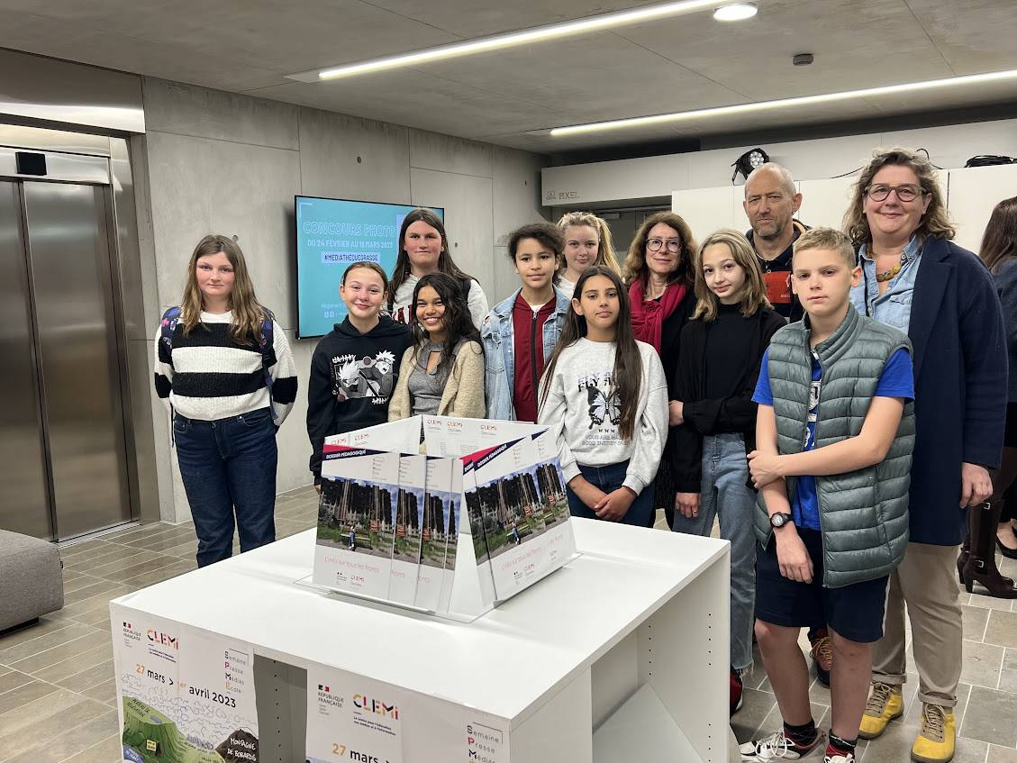 Semaine de la presse et des médias dans l’École ; médiathèque Charles Nègre ; Jérôme Viaud ; Roxane Obadia ; François Richerme ;  collèges de La Chênaie, de Canteperdrix  et Saint-Hilaire ; lycée Amiral ; école Saint-Exupéry