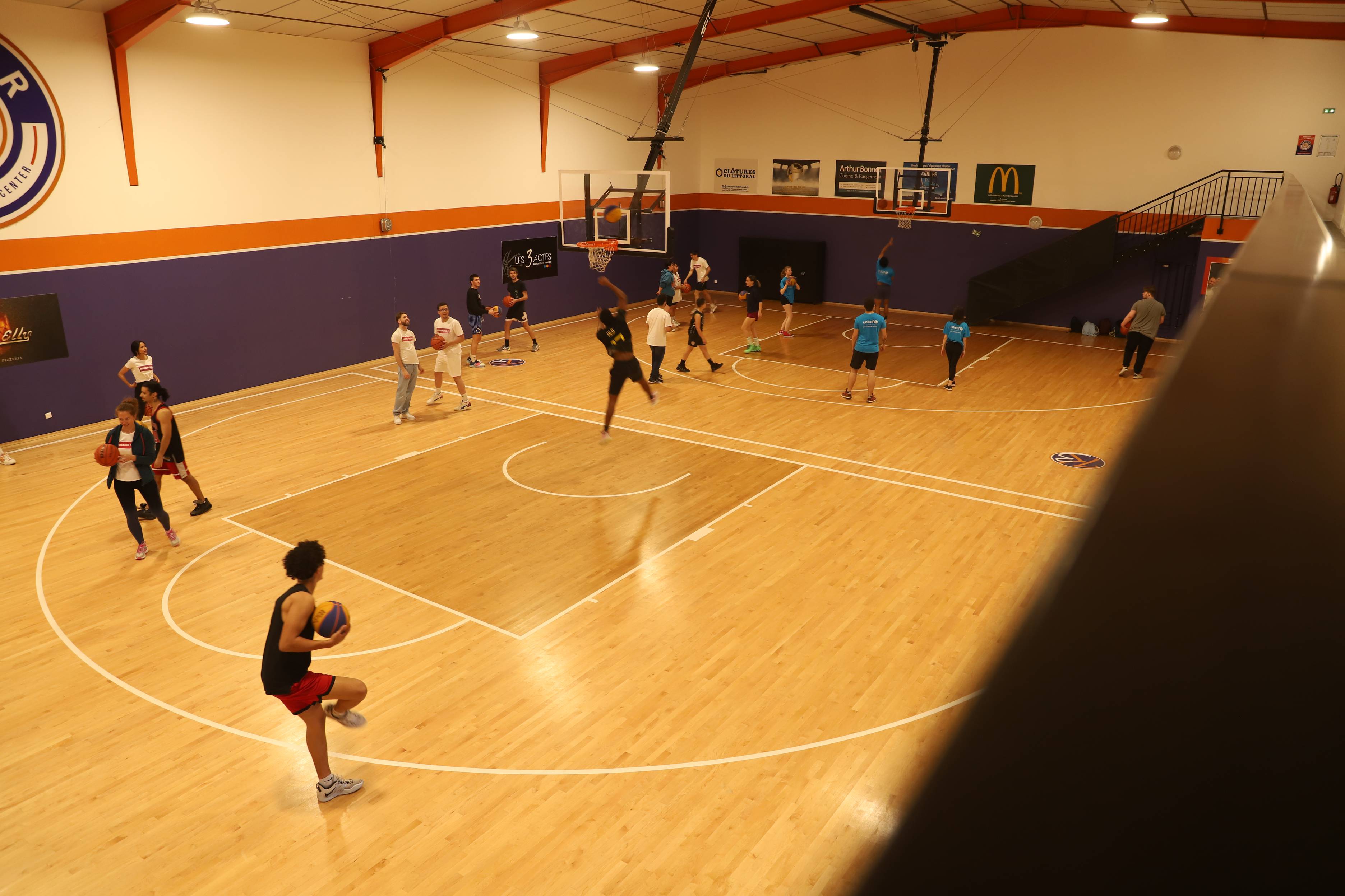 Tournoi De Basket Caritati ;  Enfants De Madagascar ; Charity Basketball Tournament ; Children of Madagascar!