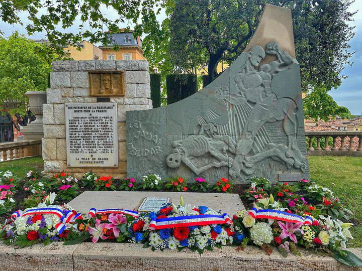 Journée Nationale du souvenir des victimes et des héros de la déportation Grasse n’oublie pas !