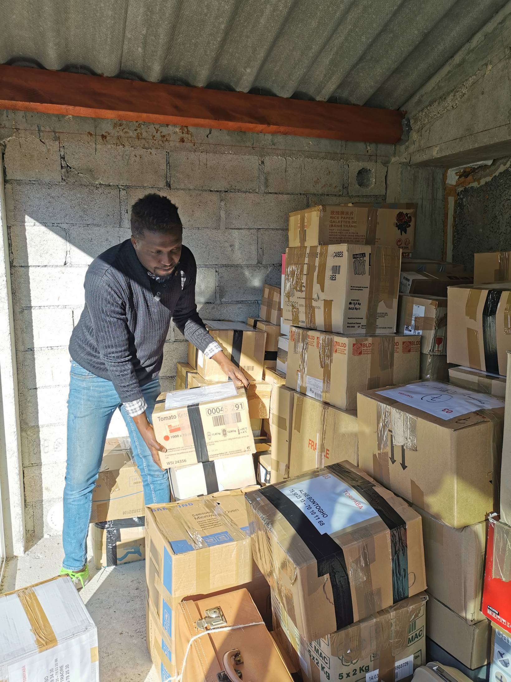 Parraine Un Carton !!! Ou 2 cartons… ou 3 cartons……. Ou 4 cartons ; Association Toriyaba