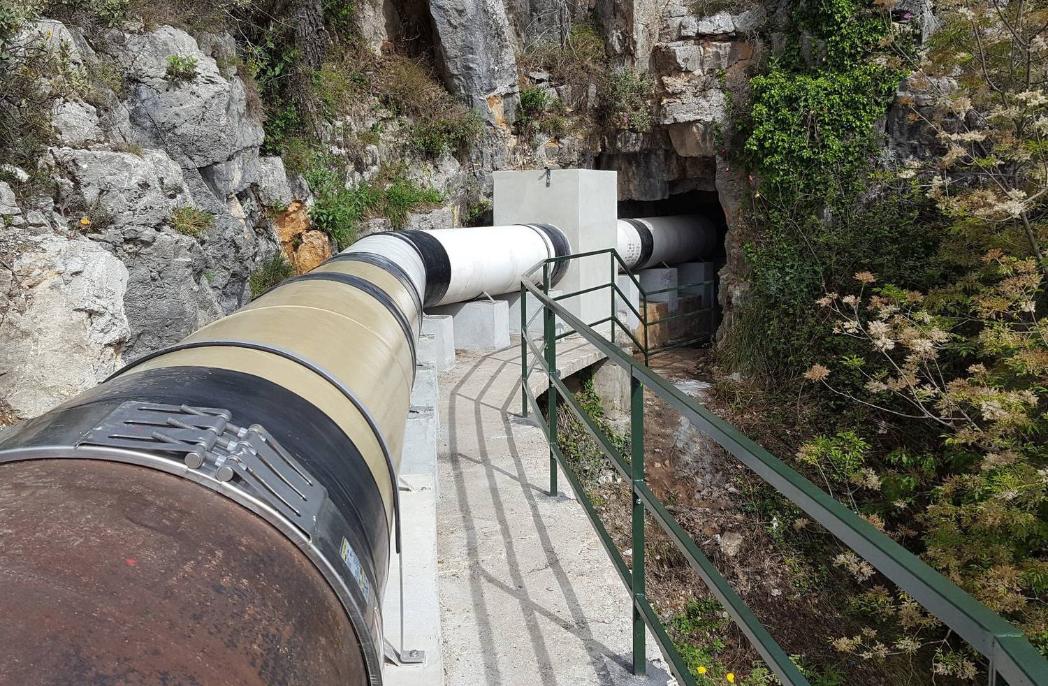 Perturbations distribution d'eau potable. Canal du Foulon; Le Bar sur Loup