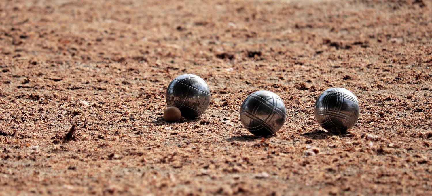 pétanque, triplette