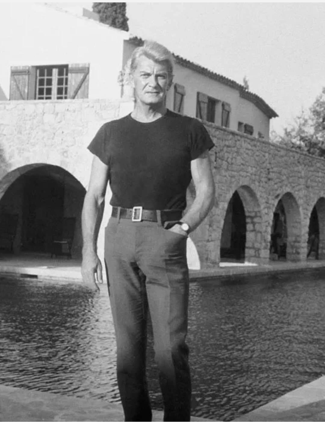 Jean Marais ; Acteur ; Sculpteur ; Cabris ; Biographie.