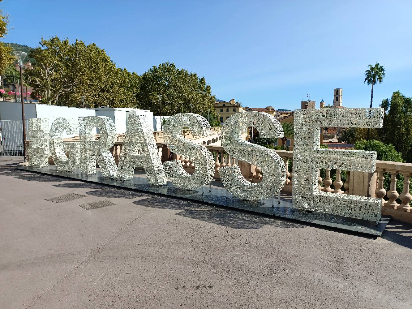 L'Amiral de Grasse : Un Héros Oublié de la Liberté,  Honoré à Grasse et Bar-sur-Loup