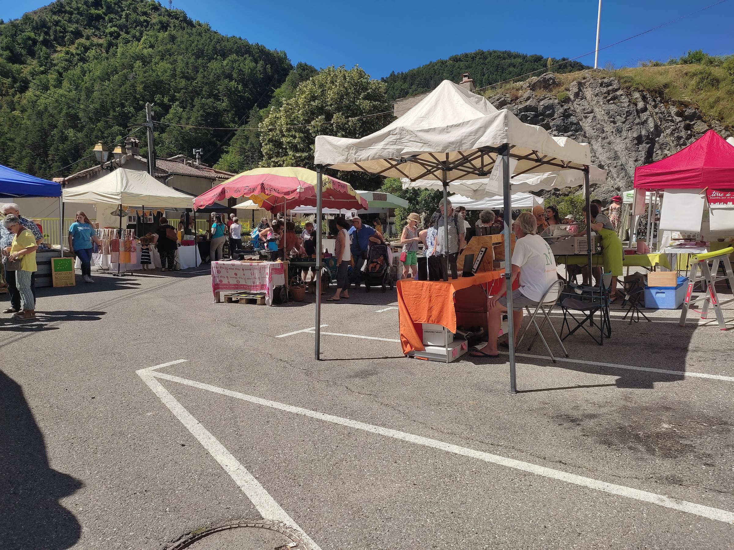 Collongues; Agri Bio 06 ; Pays de Grasse ; Raoul Castel  ; Pauline Meyer  ; Charles Wirth ; Fête Paysanne ; Produits de la ferme ; Lavande ; Miel ; Canal de Belletrud ; Saint-Auban