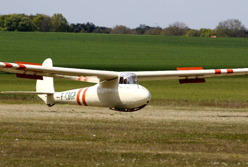 Planeurs de collection ; Visite de la Passion ; Fayence ; vol à voile ; Collectible gliders; Visit to the Passion; gliding.