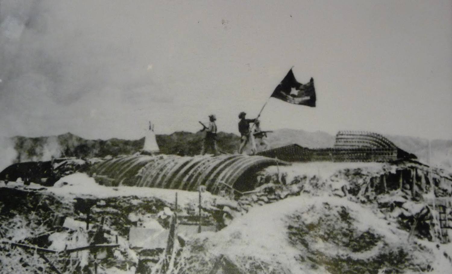 Diên-Biên-Phu – Fréjus ; dépouilles de soldats tombés , France ; Hanoï ; Le 10 mai 1954 ; militaires français ;  Vietnam ; Devoir de mémoire ; Patricia Mirallès.