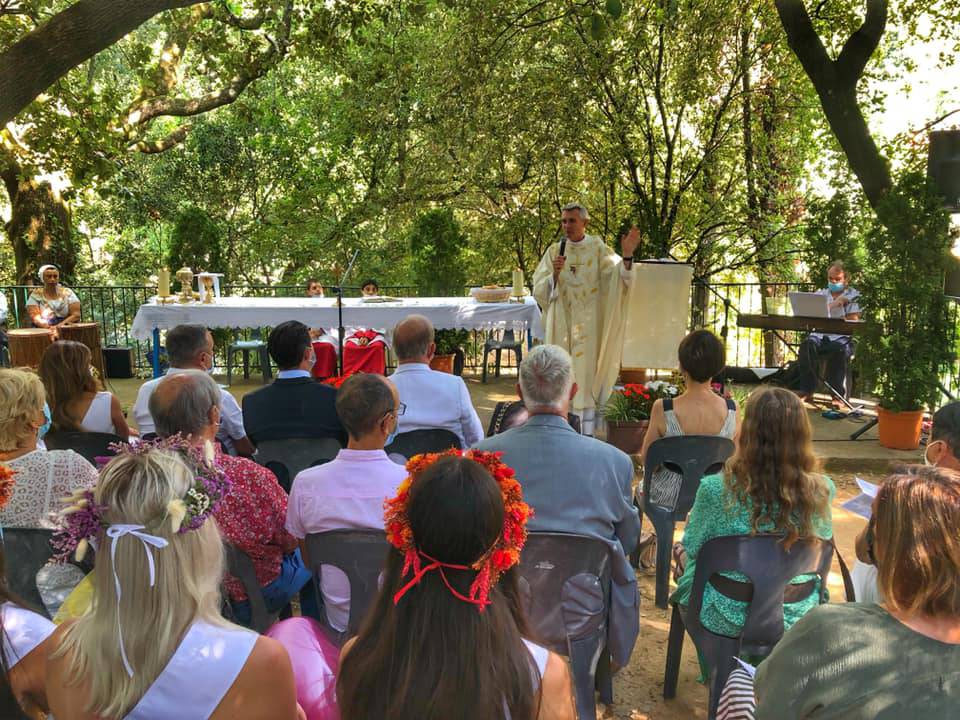 Jasminade ; Fête du jasmin ; Grasse ; Déambulation; Concert ; Soirée mousse ; Salsa ; Festivité ; Festival de la Craie ; Jazz Band ; Acrobates ; Messe provençale traditionnelle ; Mondial Parfumé de Boules Carrées